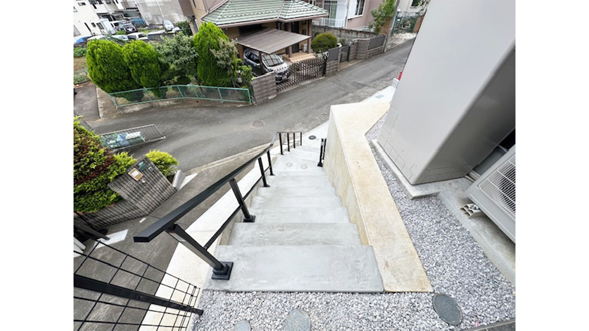 多摩市